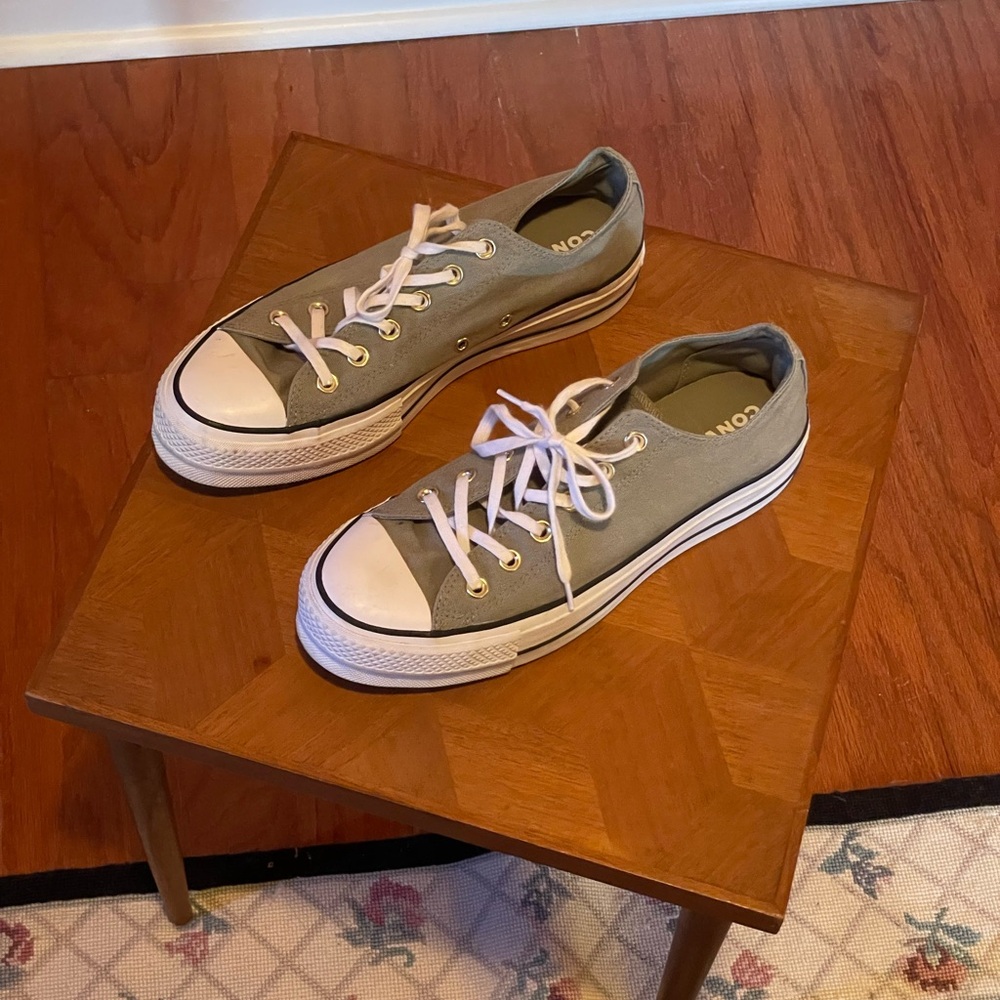 Low Top Sage Green Converse Women’s 10 Platform - Picture 4 of 5